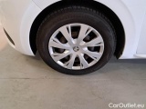  Peugeot  208 PEUGEOT  / 2015 / 5P / BERLINA VAN ACTIVE BLUEHDI 75CV #15
