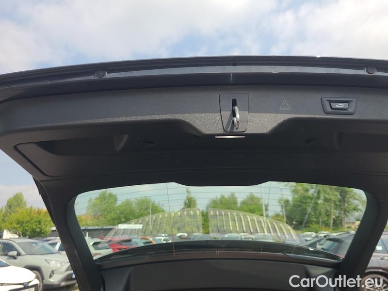  Bmw  Serie 5  Touring  (G31) (2017) 520d xDrive Touring AT #24