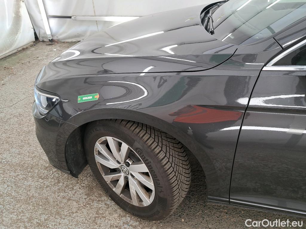  Volkswagen  Passat VOLKSWAGEN  SW / 2019 / 5P / Break 2.0 TDI EVO 150 DSG7 SW BUSINESS #30