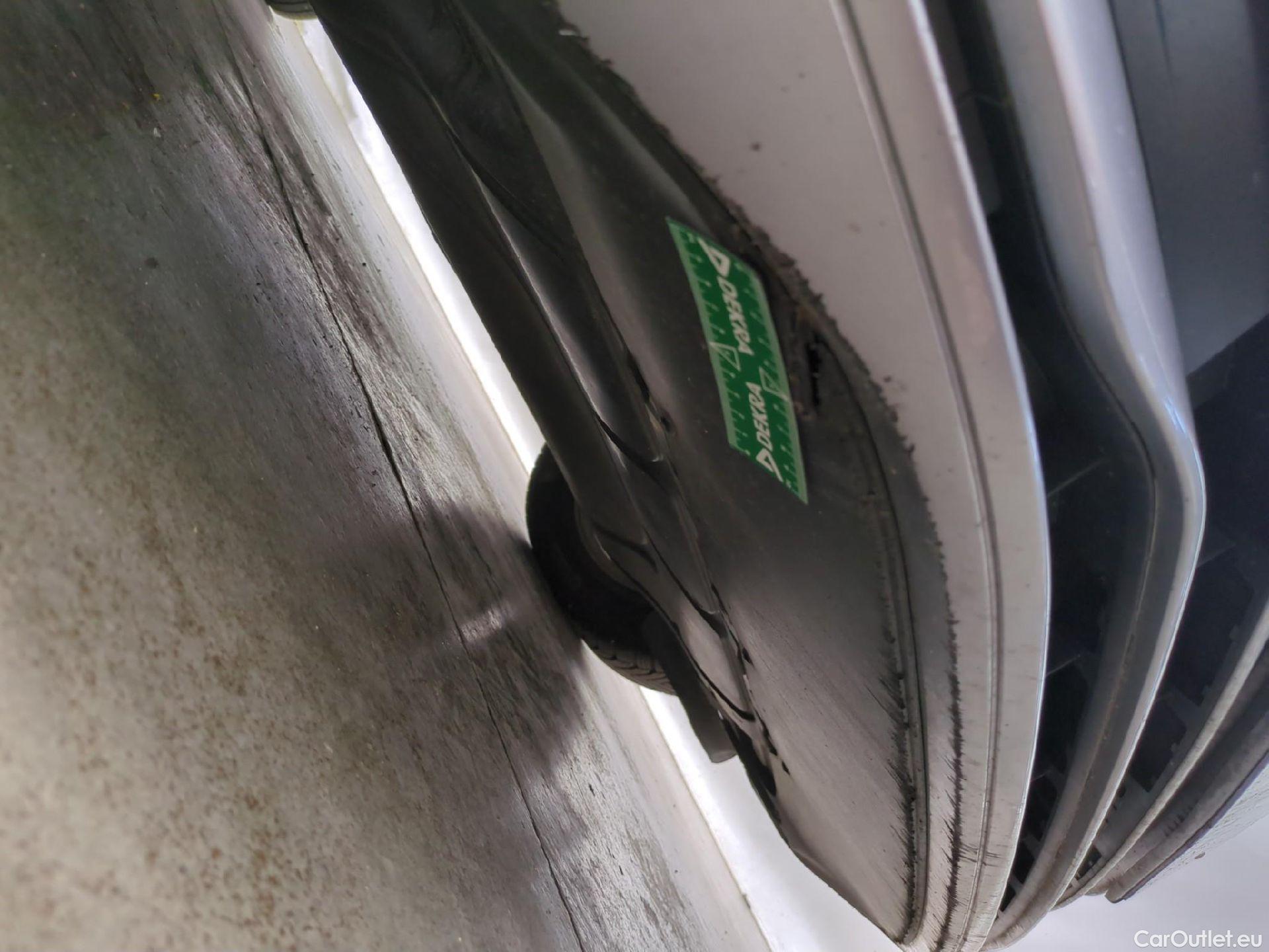  Volkswagen  Passat  Break Comfortline BMT/Start-Stopp 2.0 TDI 150CV BVA7 E6 #30