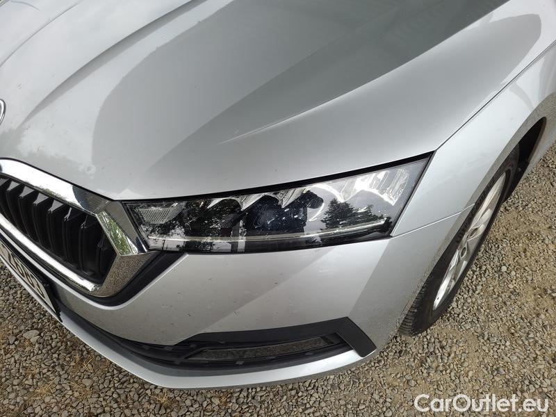  Skoda  Octavia  Combi (NX3)(2020) Oct.Combi 2.0TDI 110 Am 4x4 AT #4