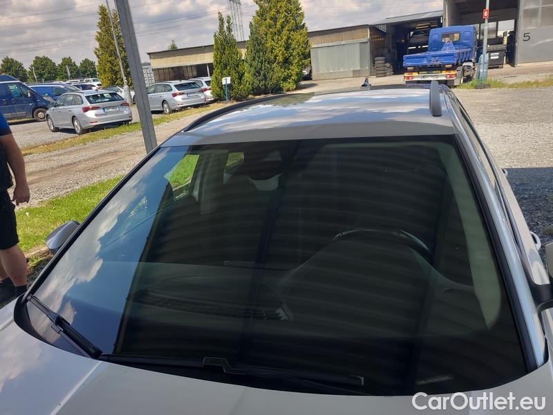  Skoda  Octavia  Combi (NX3)(2020) Oct.Combi 2.0TDI 110 Am 4x4 AT #1