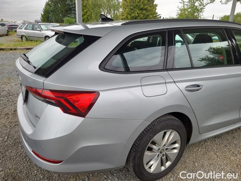  Skoda  Octavia  Combi (NX3)(2020) Oct.Combi 2.0TDI 110 Am 4x4 AT #19