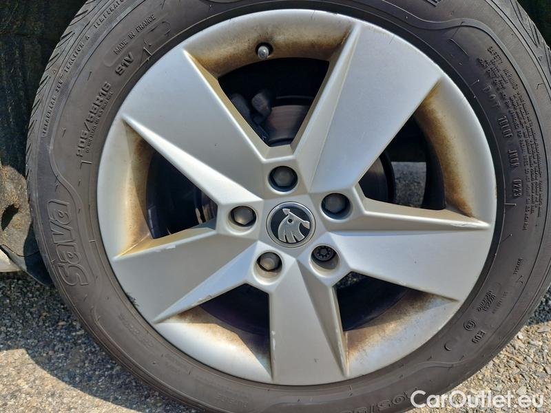  Skoda  Octavia  Lim.  (5E3)(03.2017->)  1.0TSI85 Ambition #9