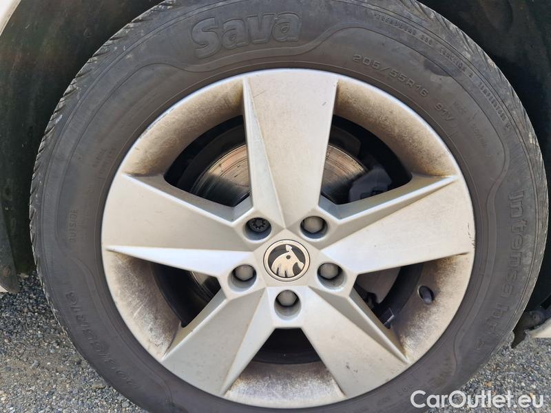  Skoda  Octavia  Lim.  (5E3)(03.2017->)  1.0TSI85 Ambition #18