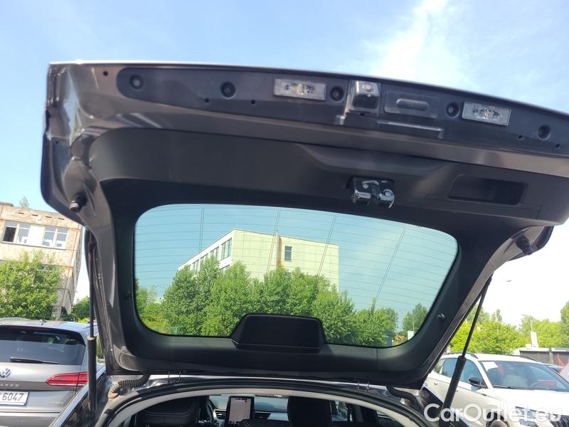  Renault  Arkana   (EU)(2020)  1.3TCe 160 Intens AT 5d #19