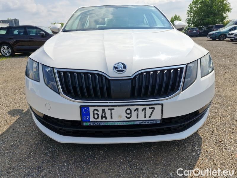  Skoda  Octavia  Lim.  (5E3)(03.2017->)  1.0TSI85 Ambition #1