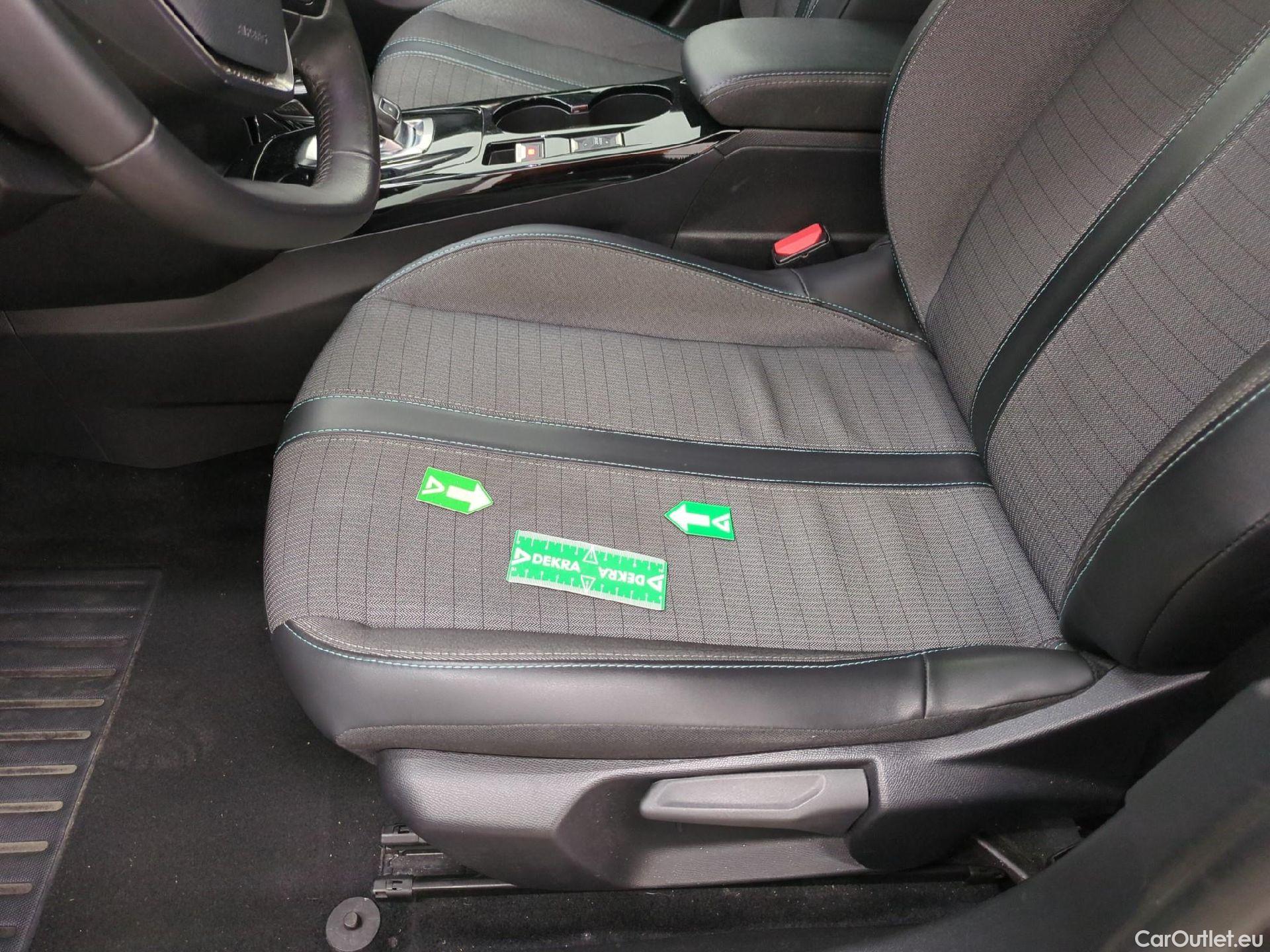  Peugeot  2008  Allure Business 1.5 HDi 130CV BVA8 E6d #49