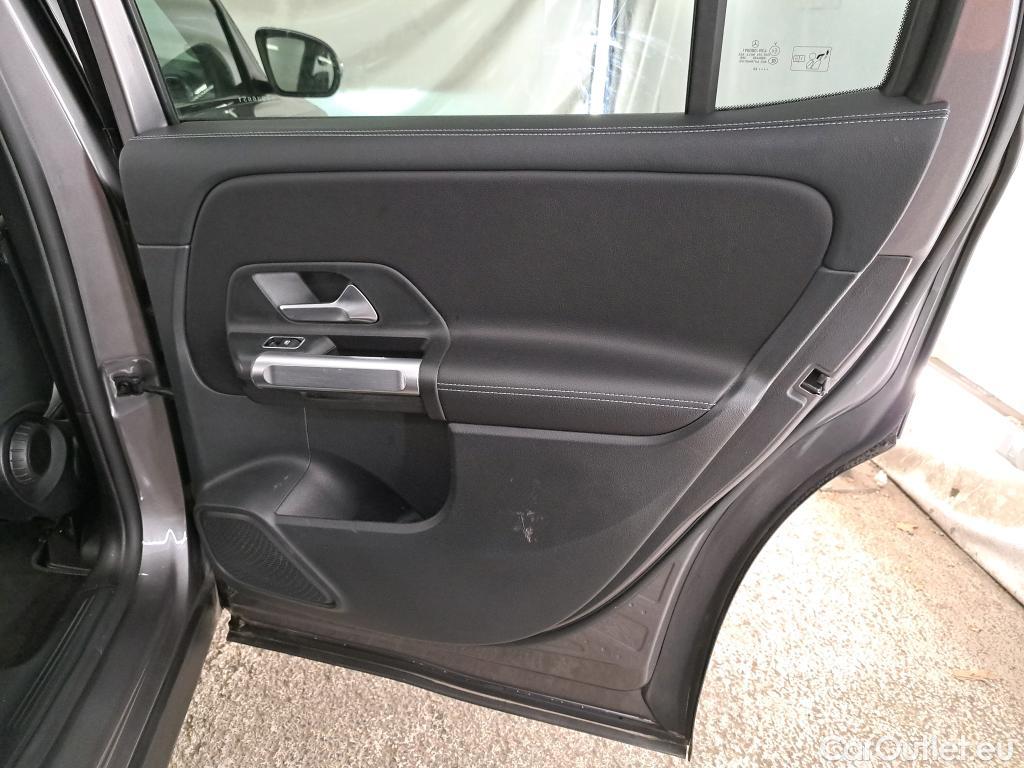  Mercedes  GLB MERCEDES-BENZ  / 2019 / 5P / SUV  200 d Business Line #5