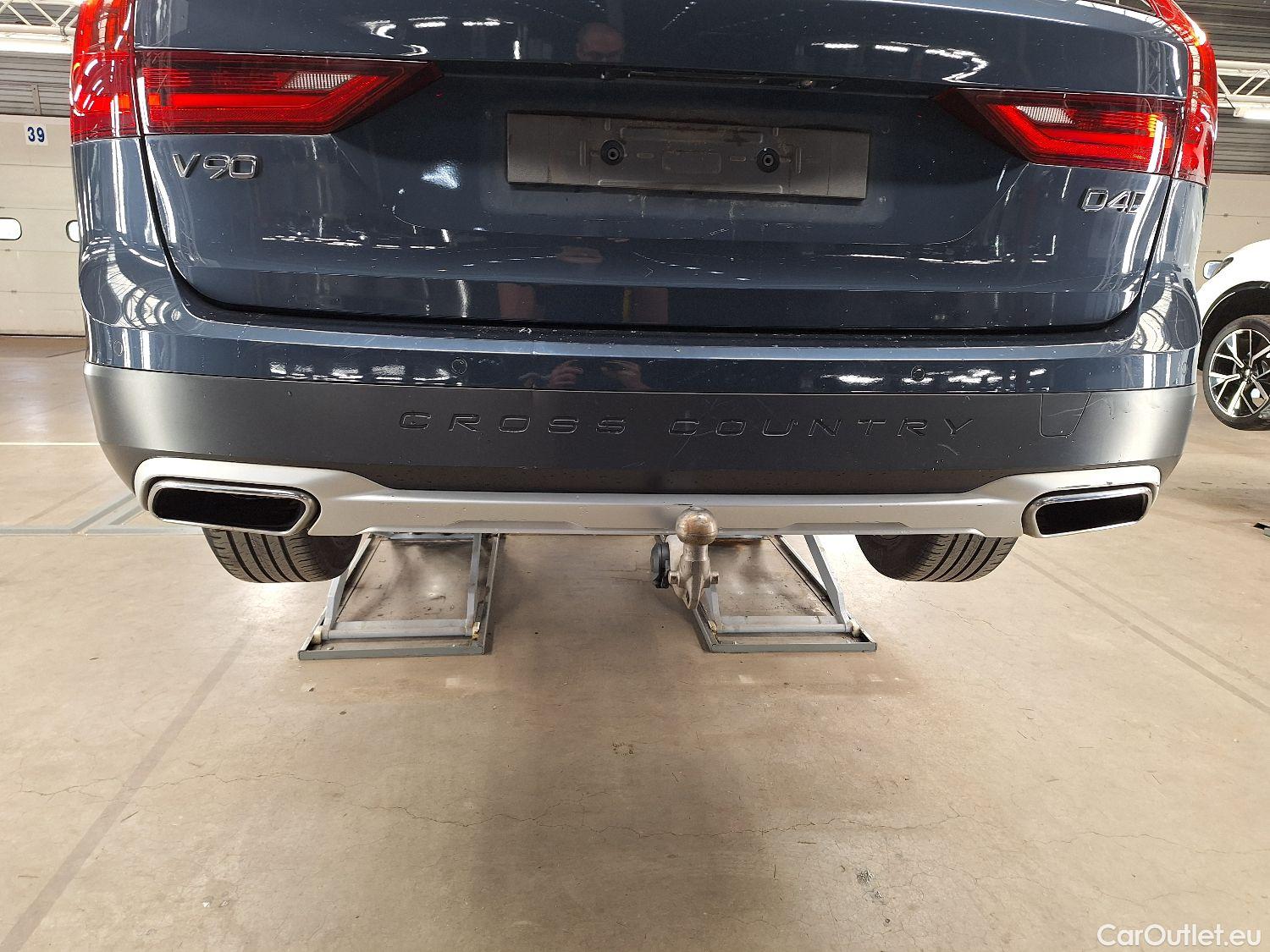  Volvo  V90 Volvo,  Cr.Country '16, Volvo  Cross Country D4 120kW 4x4 Geartronic Cr #35