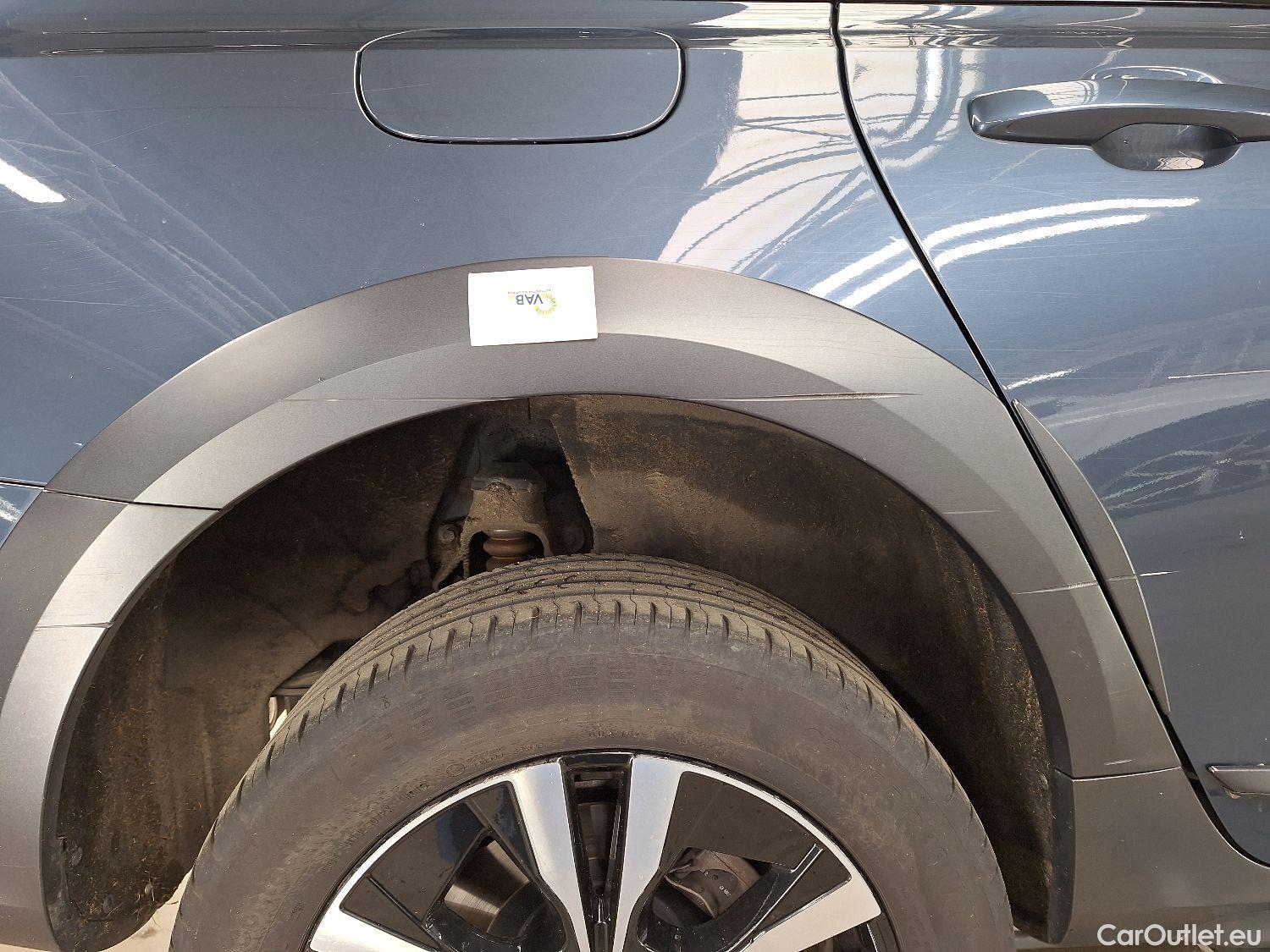  Volvo  V90 Volvo,  Cr.Country '16, Volvo  Cross Country D4 120kW 4x4 Geartronic Cr #19