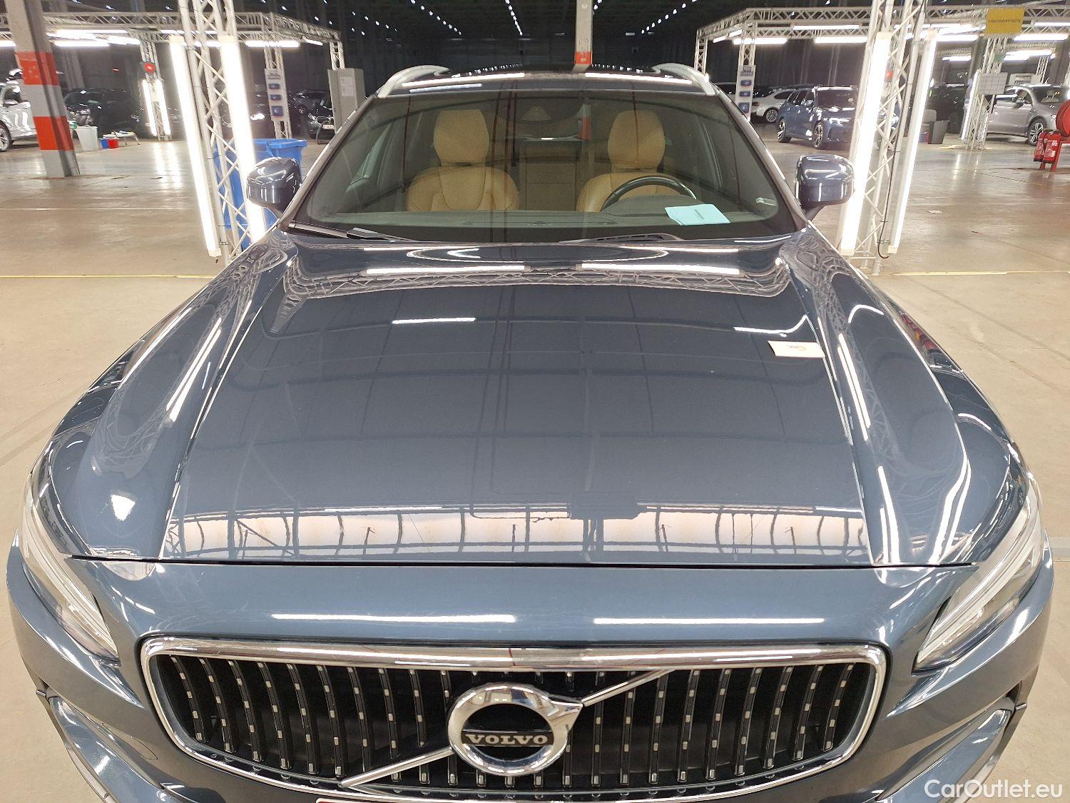  Volvo  V90 Volvo,  Cr.Country '16, Volvo  Cross Country D4 120kW 4x4 Geartronic Cr #48