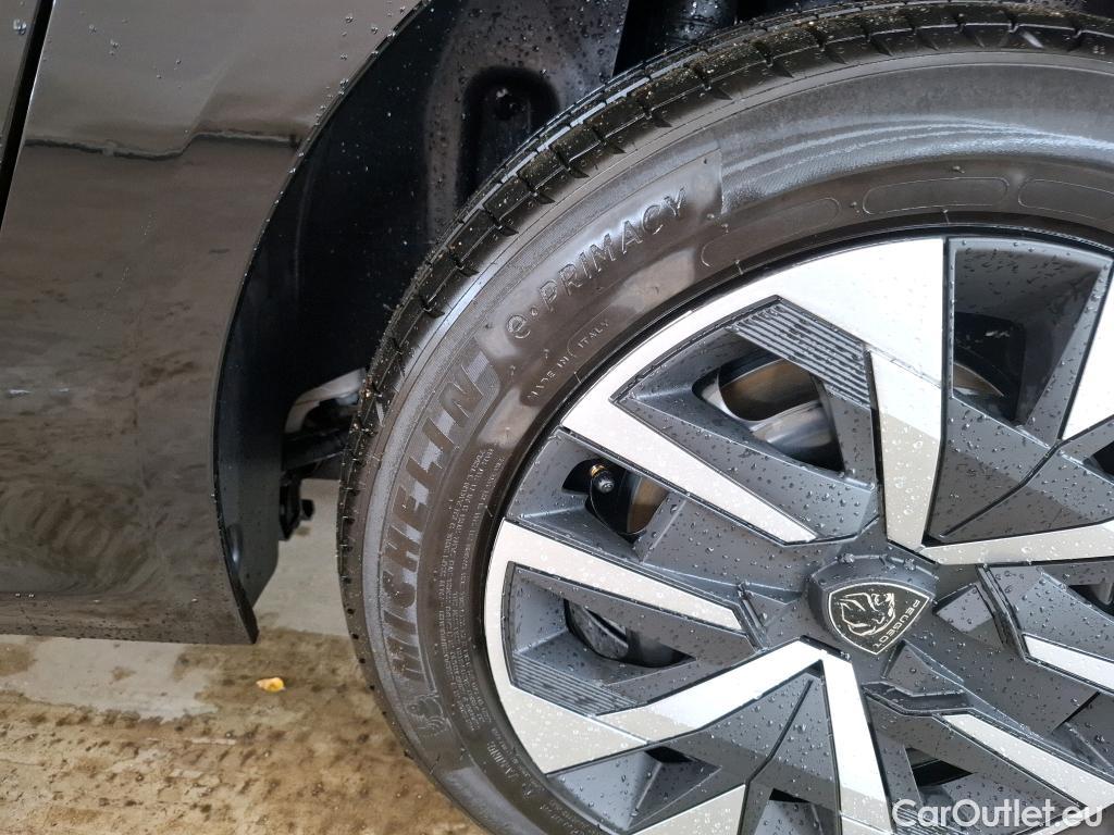  Peugeot  208  e- Style 50kWh BVA #13