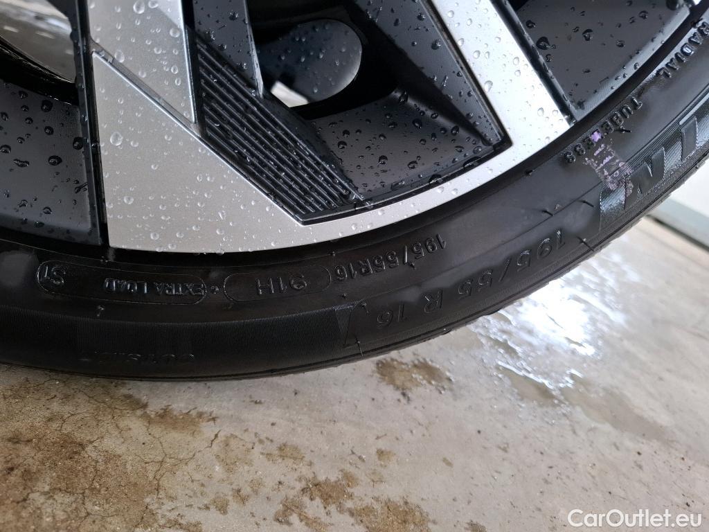  Peugeot  208  e- Style 50kWh BVA #11