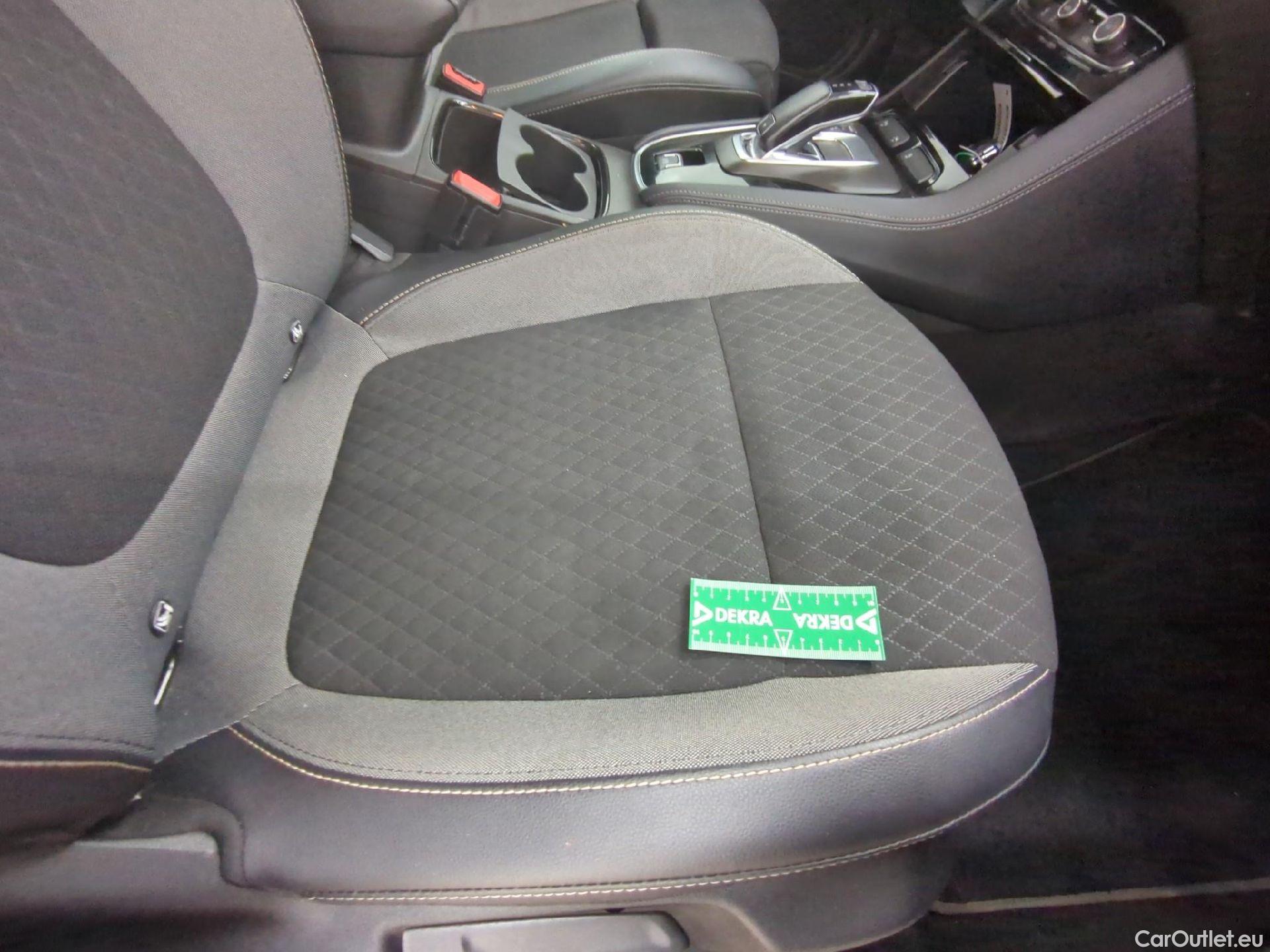  Opel   Grandland X Grandland X Elegance Business 1.5 130CV BVA8 E6d #6