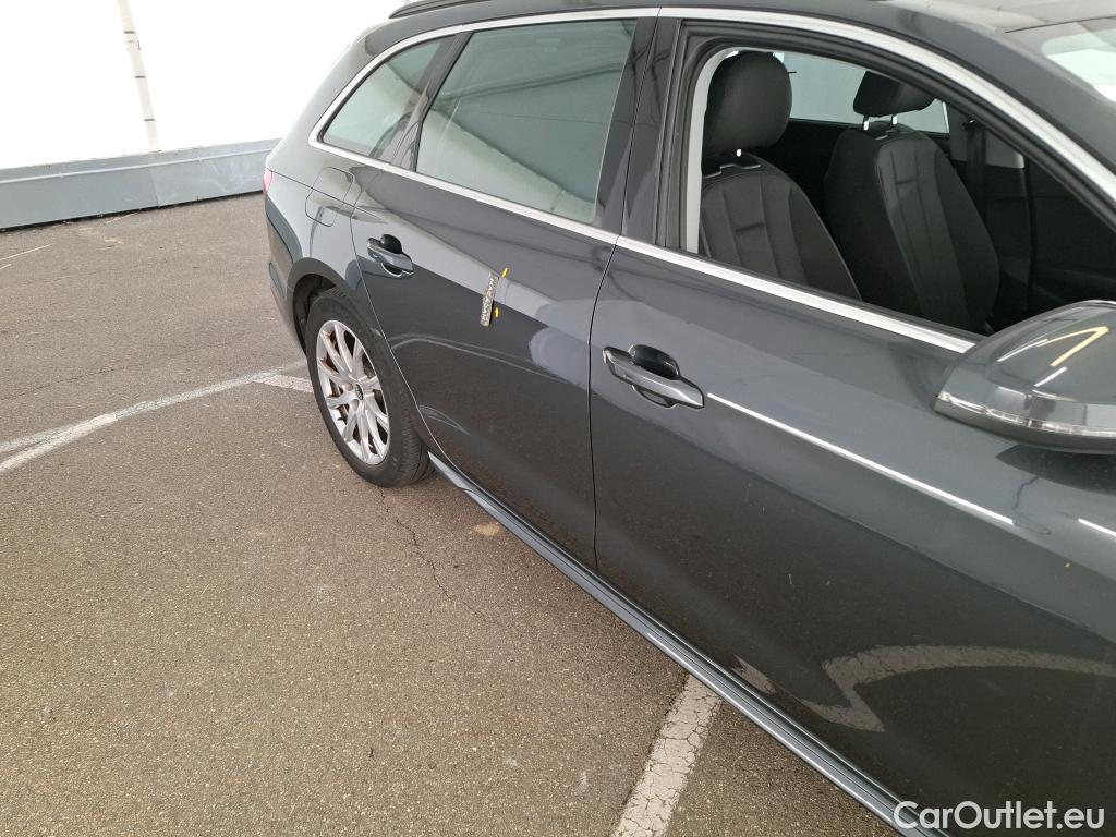  Audi  A4  Avant 30 TDI Business Line 2.0 TDI 135CV BVA7 E6d #1