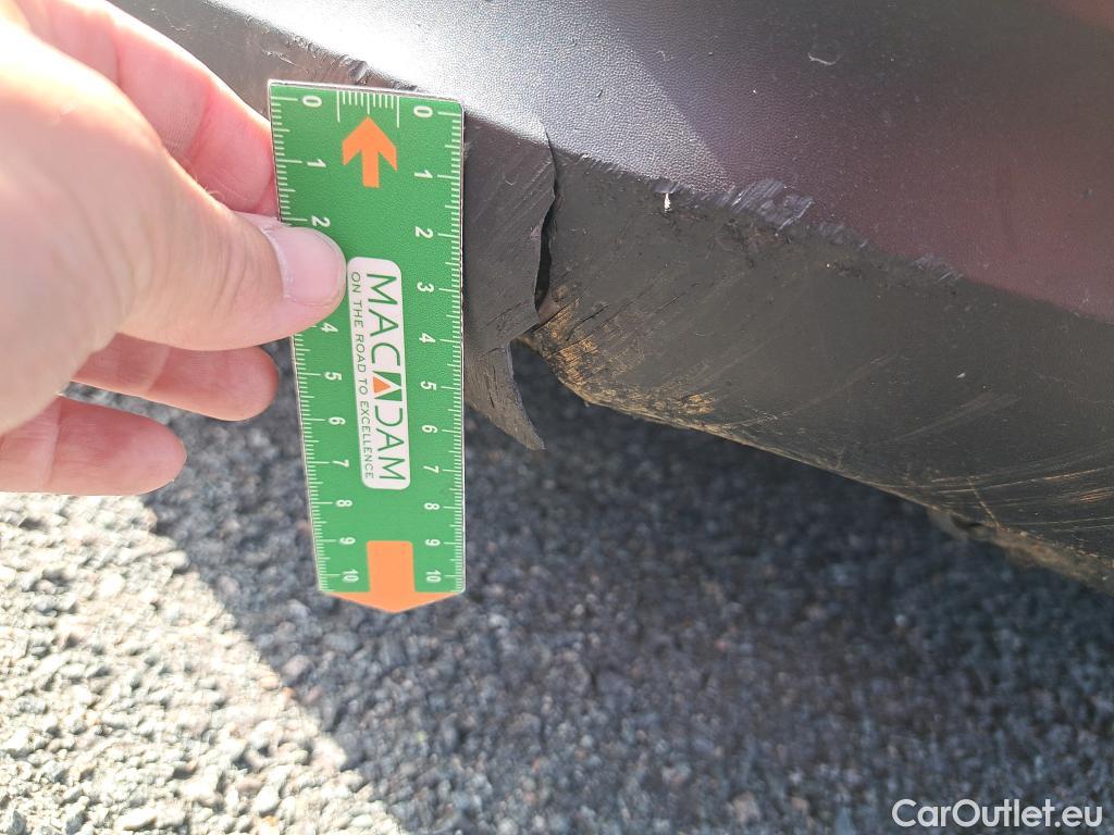  Citroen  C3  Shine Business 1.2 PureTech 80CV BVM5 E6 #8