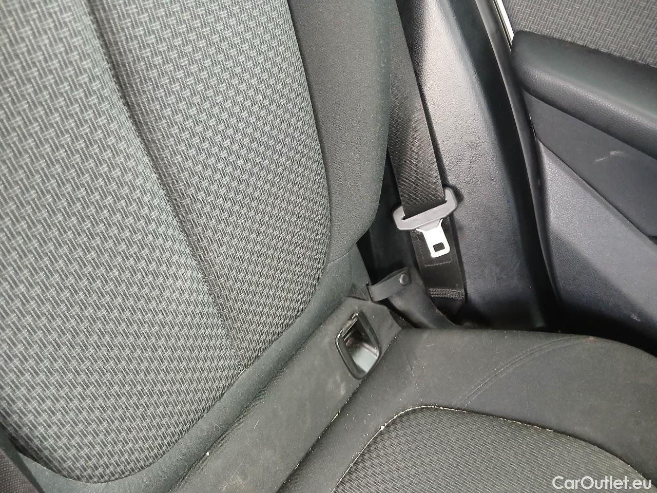  Bmw  X1 BMW  / 2019 / 5P / todoterreno sDrive18dA Corporate #43