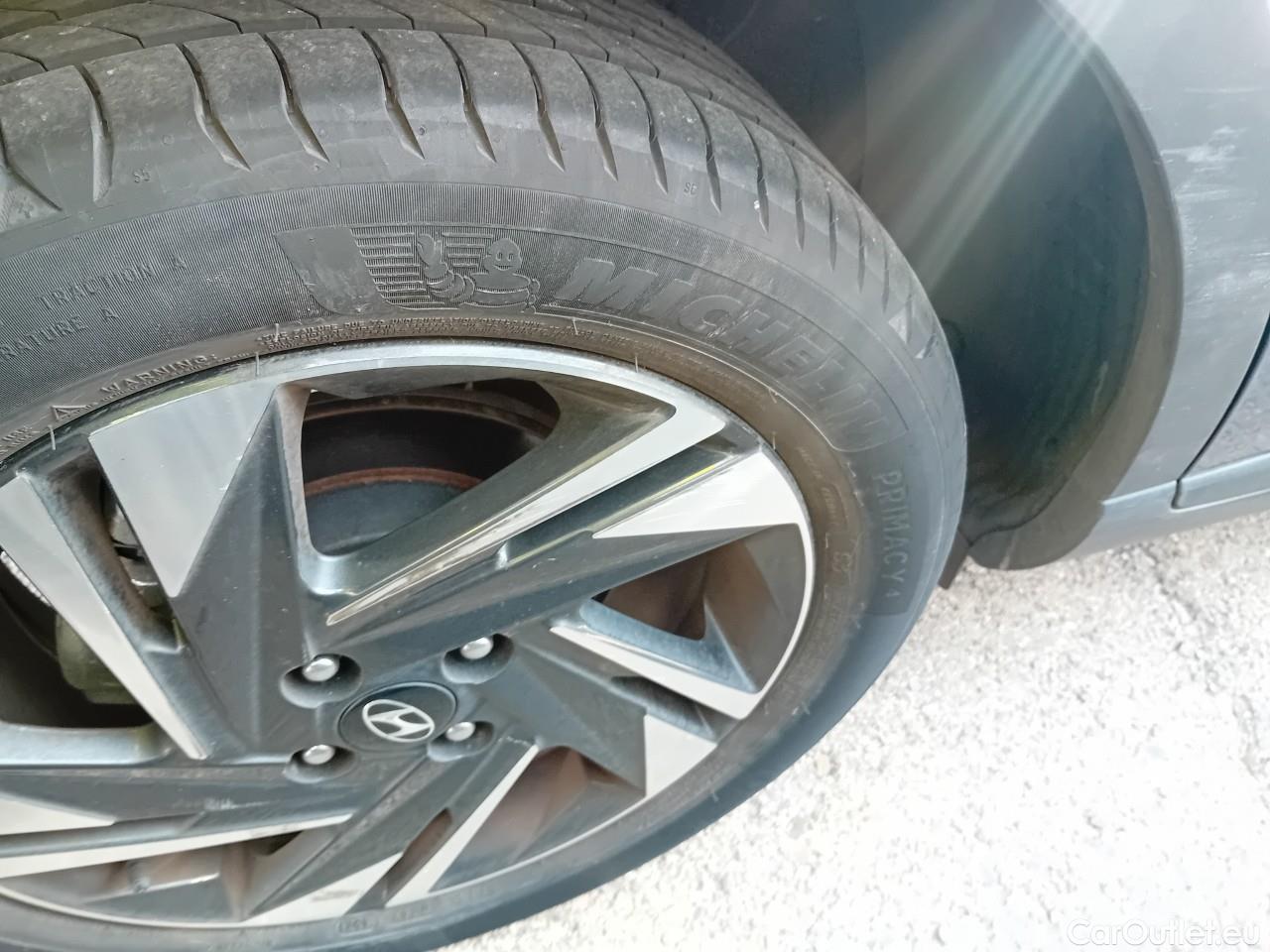  Hyundai  Bayon HYUNDAI  / 2021 / 5P / todoterreno 1.0 TGDI 74kW (100CV) 48V Maxx #17
