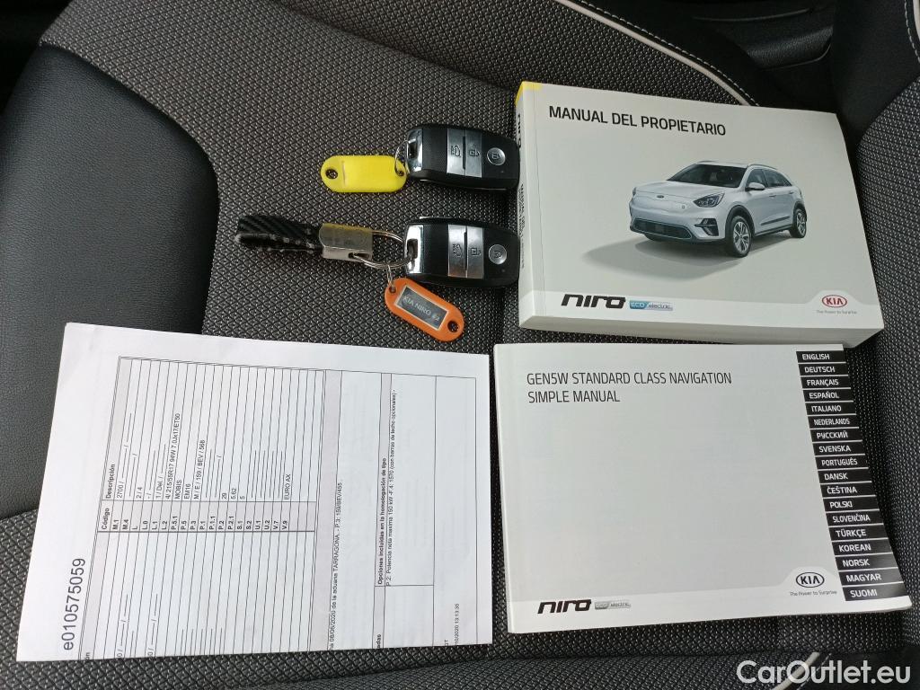  KIA  Niro  e- Drive 205CV #21
