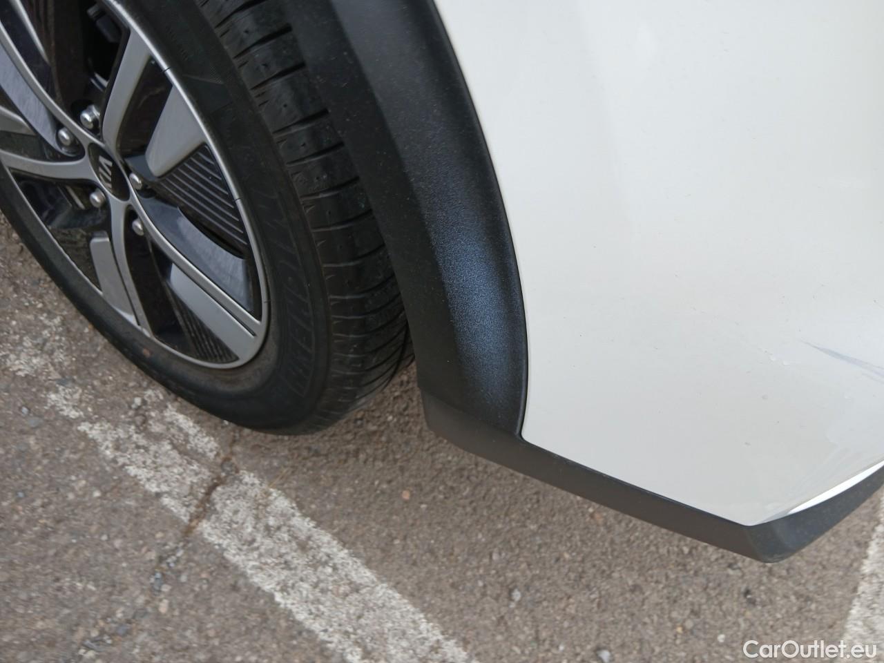  KIA  Niro  Drive 1.6 105CV AT6 E6d #23