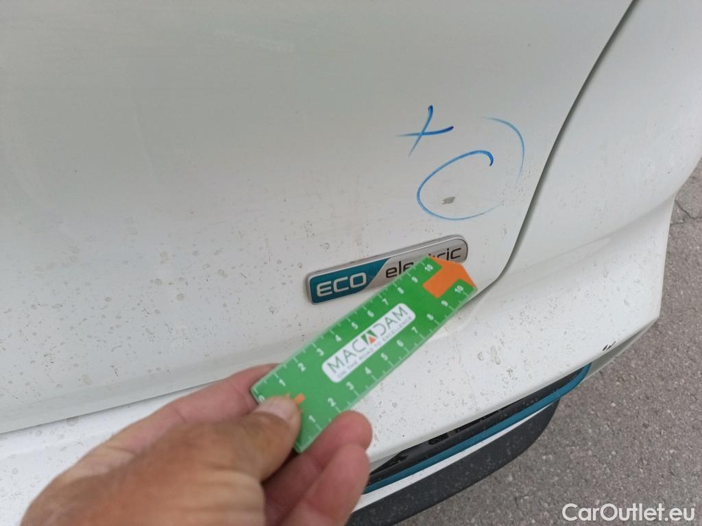  KIA  Niro  e- Drive 205CV #4