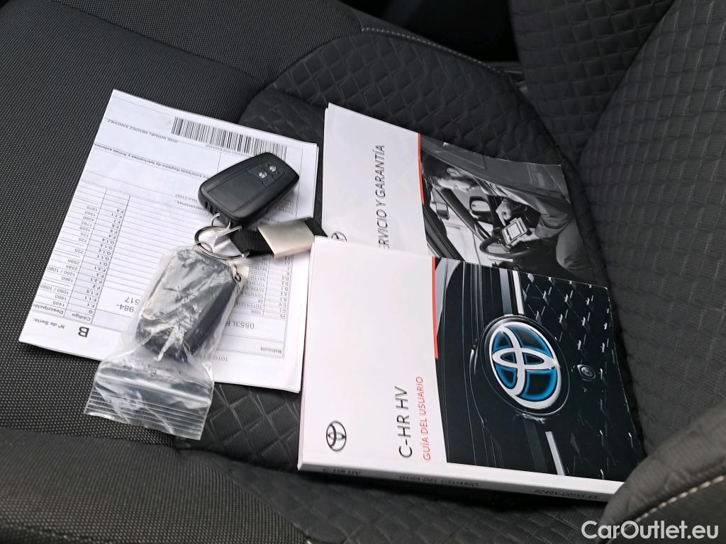  Toyota  C-HR TOYOTA  / 2019 / 5P / todoterreno 1.8 125H Active #6