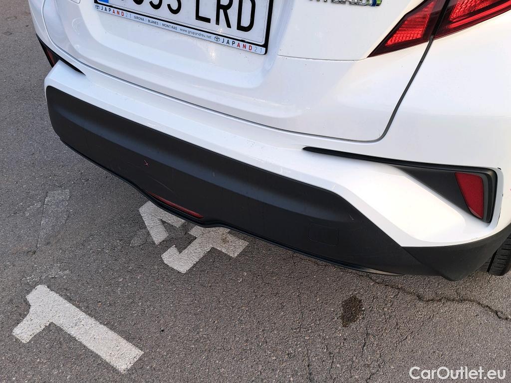  Toyota  C-HR TOYOTA  / 2019 / 5P / todoterreno 1.8 125H Active #4
