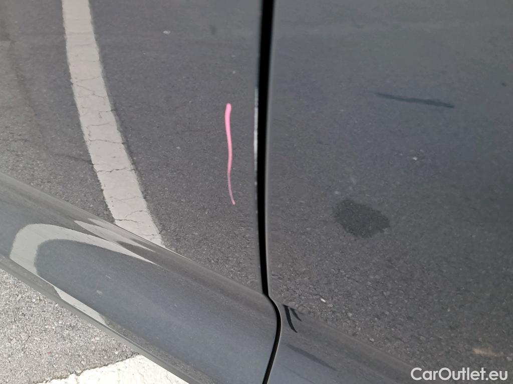  Volvo  XC 40 XC40 2WD Plug-In Hybrid Inscription 1.5 T5 260CV AT7 E6dT #2