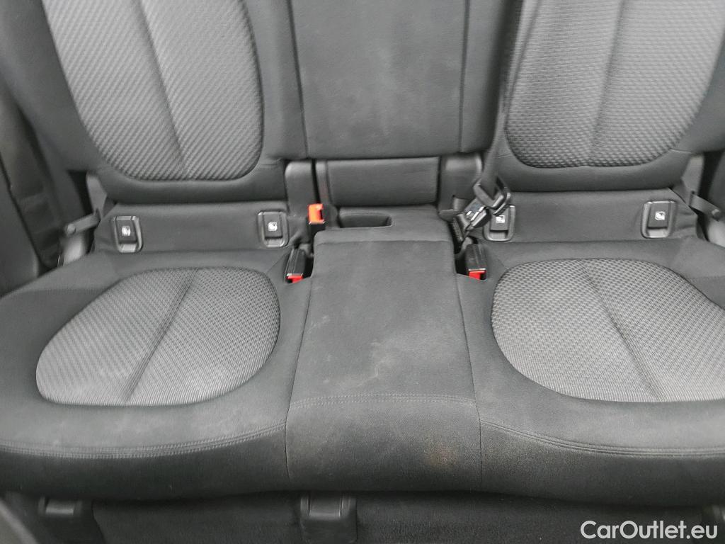  Bmw  X1 BMW  / 2015 / 5P / todoterreno sDrive18d #23