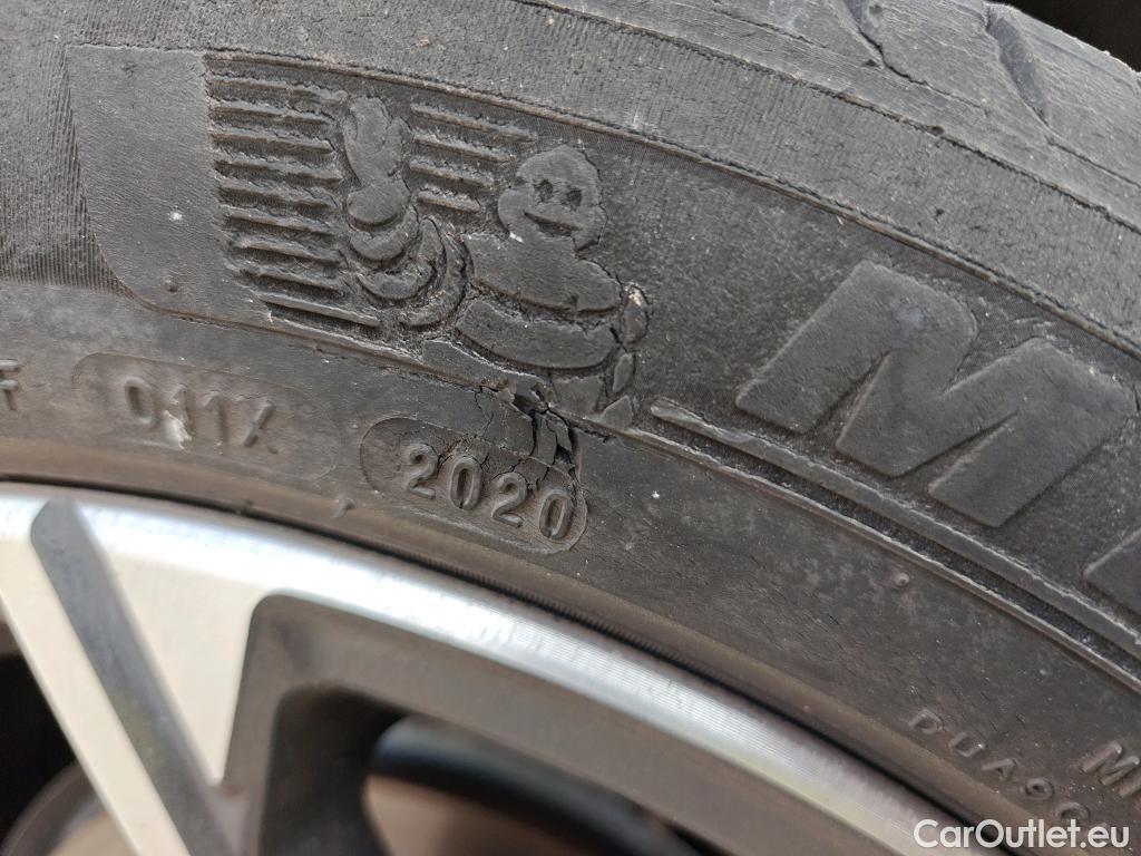  Bmw  X2 Serie  sDrive 18i Advantage 1.5 140CV AT7 E6dT #2
