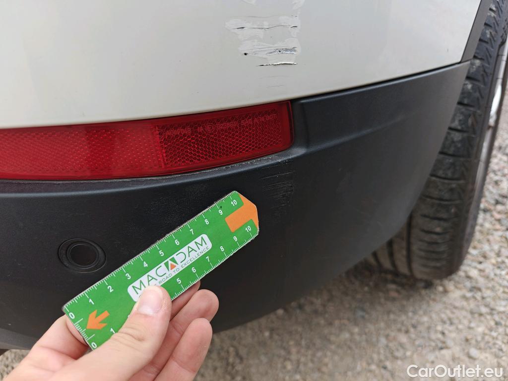  Bmw  X1 BMW  / 2015 / 5P / todoterreno sDrive18d #46