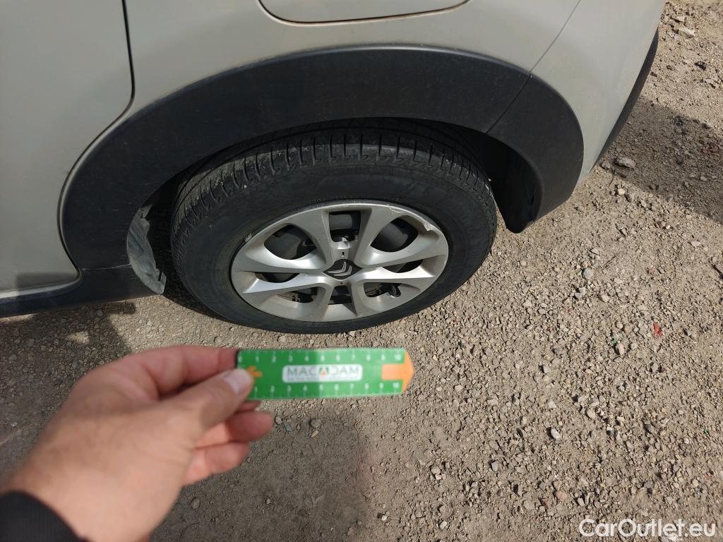  Citroen  C3  Live Pack 1.5 BlueHDi 100CV MT6 E6d #10