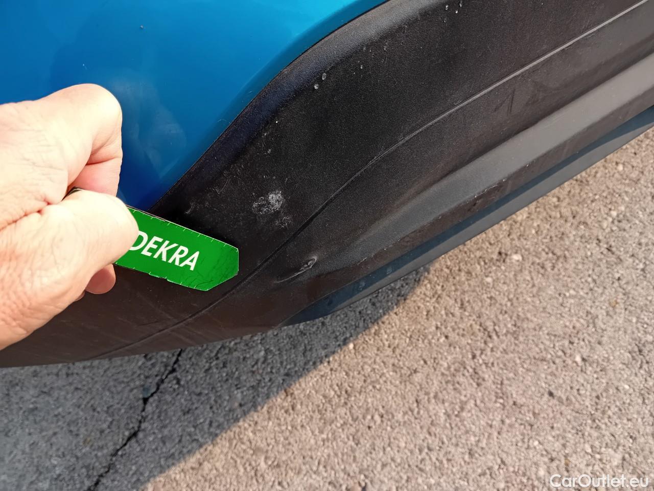  Hyundai  Konna HYUNDAI Kona / 2017 / 5P / todoterreno 1.6 GDI HEV Klass DT #21