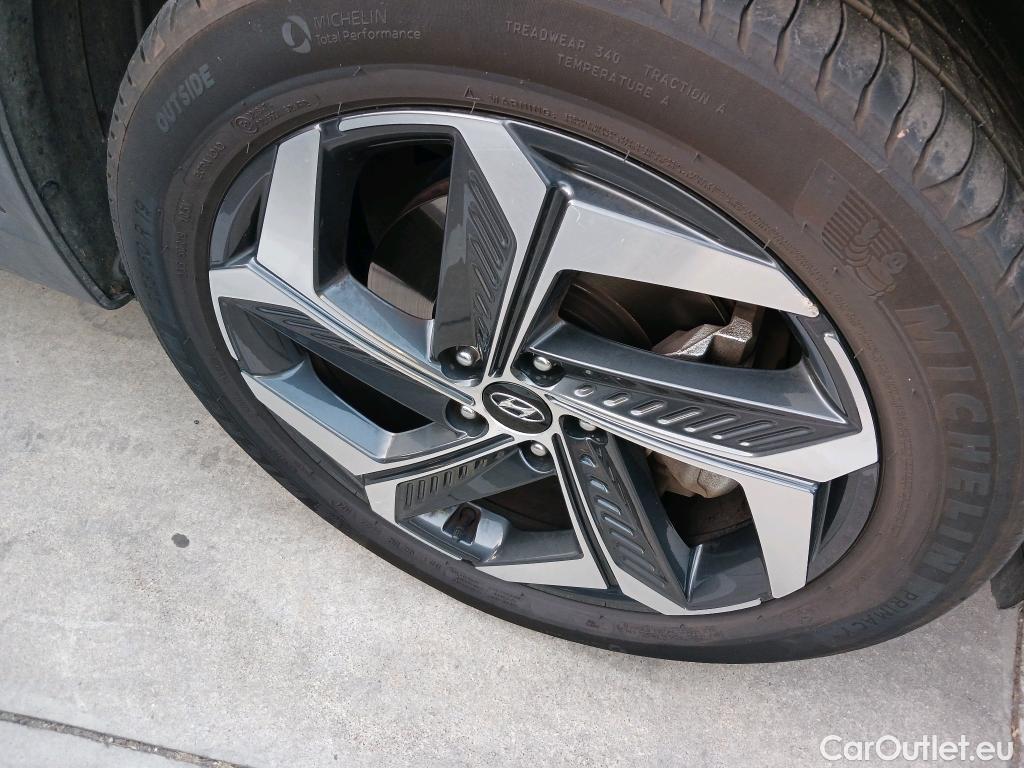  Hyundai  Tucson HYUNDAI  / 2020 / 5P / todoterreno 1.6 TGDI 169kW HEV Tecno Auto 2C #33