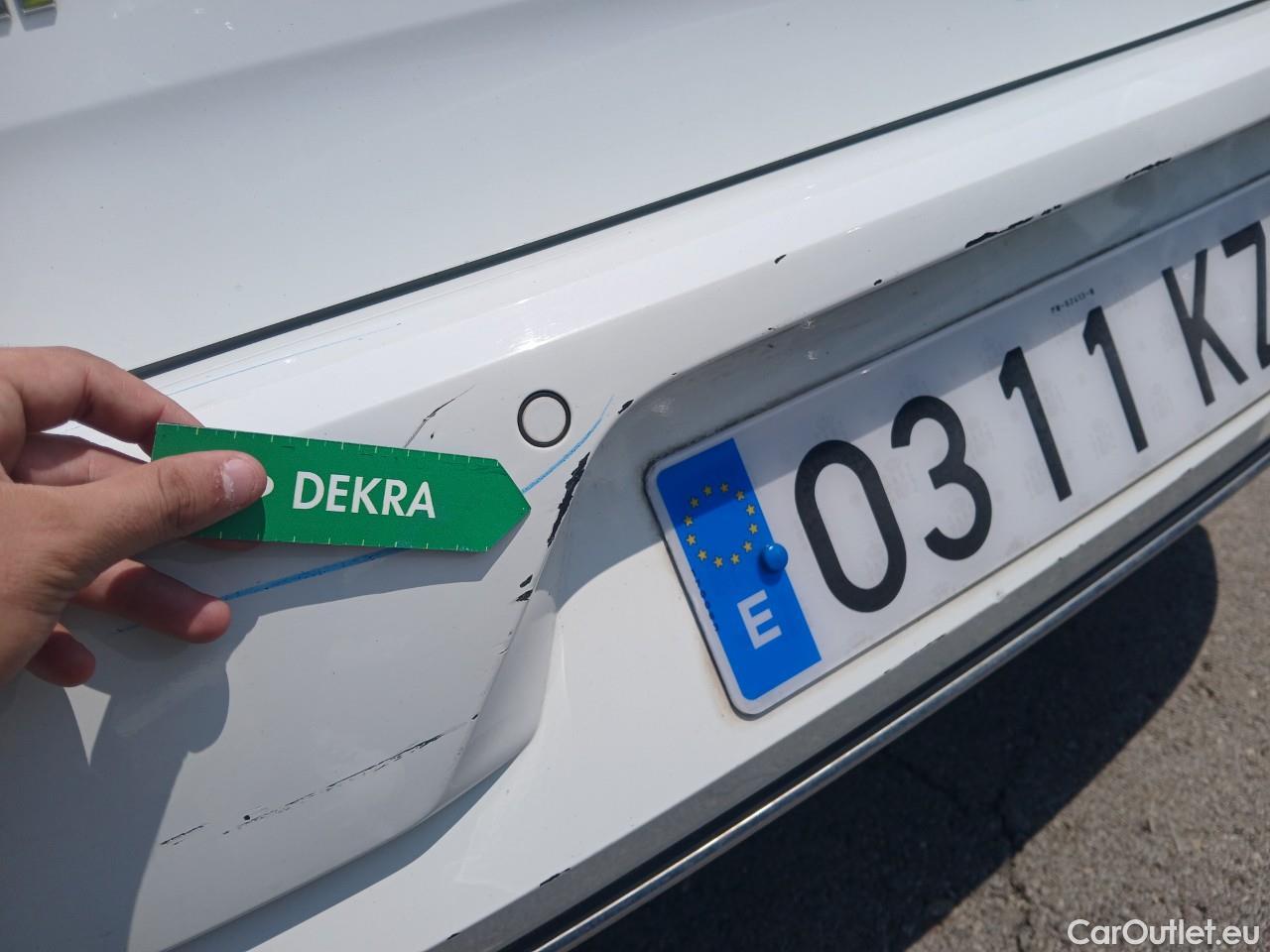  Volkswagen  Golf  VII Berlina e-35kWh #15
