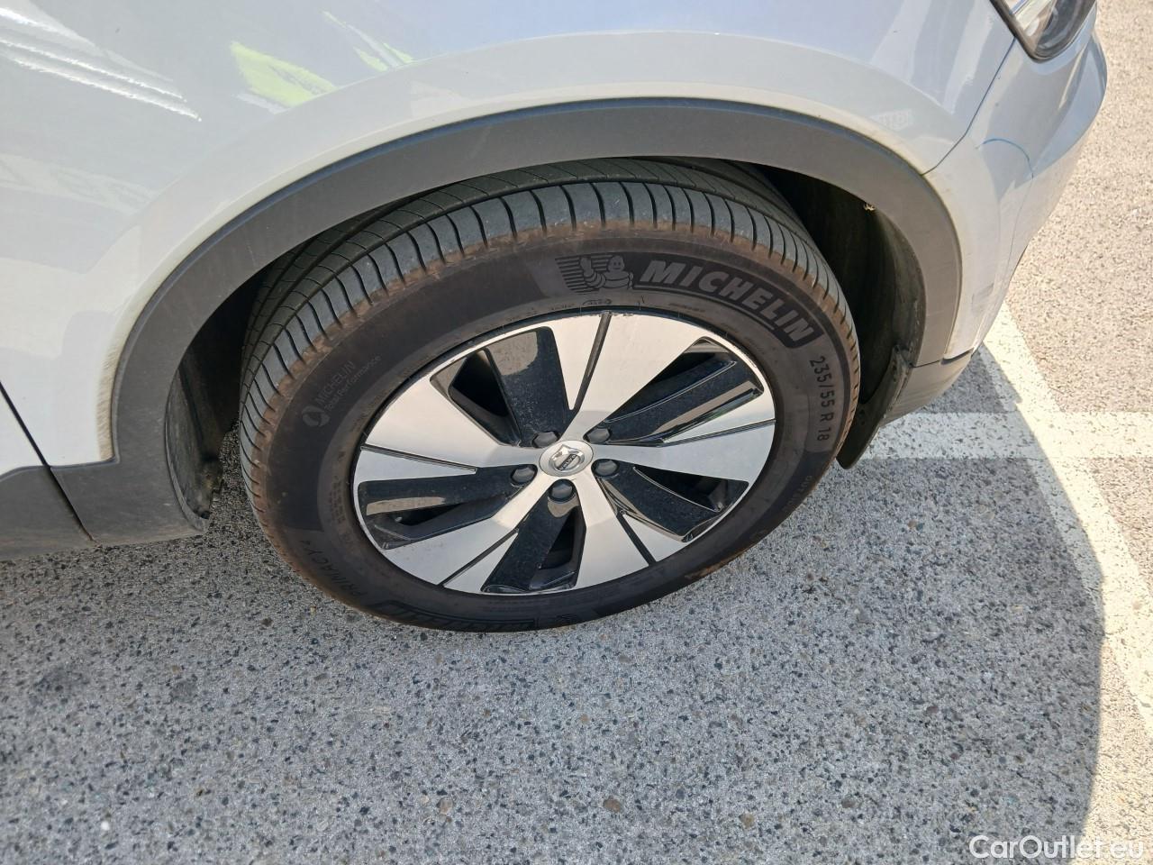  Volvo  XC 40 VOLVO XC40 / 2017 / 5P / todoterreno 1.5 T4 Twin Recharge R-Design Exp Auto #34