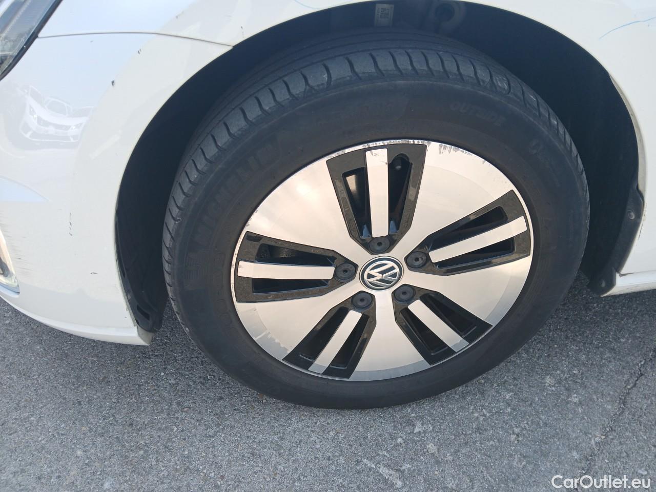  Volkswagen  Golf  VII Berlina e-35kWh #6