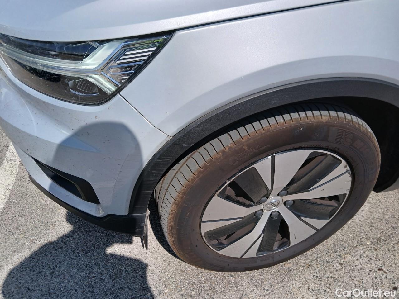  Volvo  XC 40 VOLVO XC40 / 2017 / 5P / todoterreno 1.5 T4 Twin Recharge R-Design Exp Auto #8
