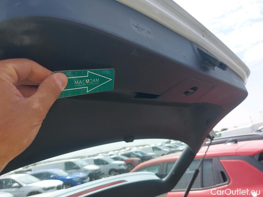  Volkswagen  Golf  VII Berlina e-35kWh #3