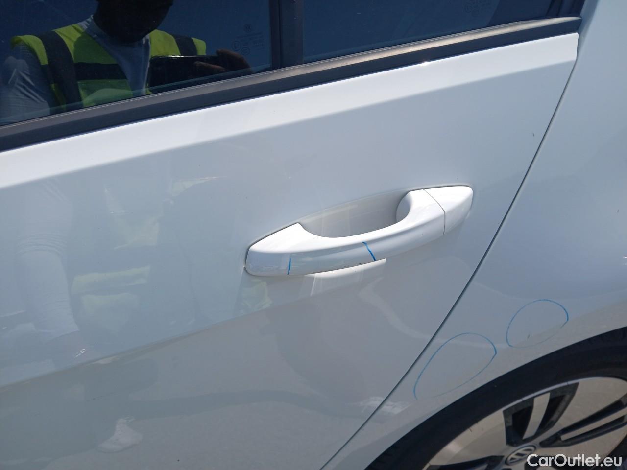  Volkswagen  Golf  VII Berlina e-35kWh #11