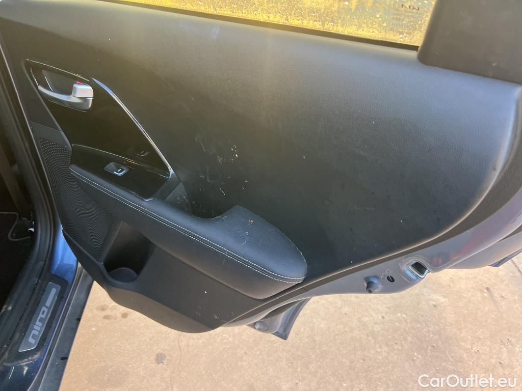  KIA  Niro  Emotion 1.6 AT6 E6d #7