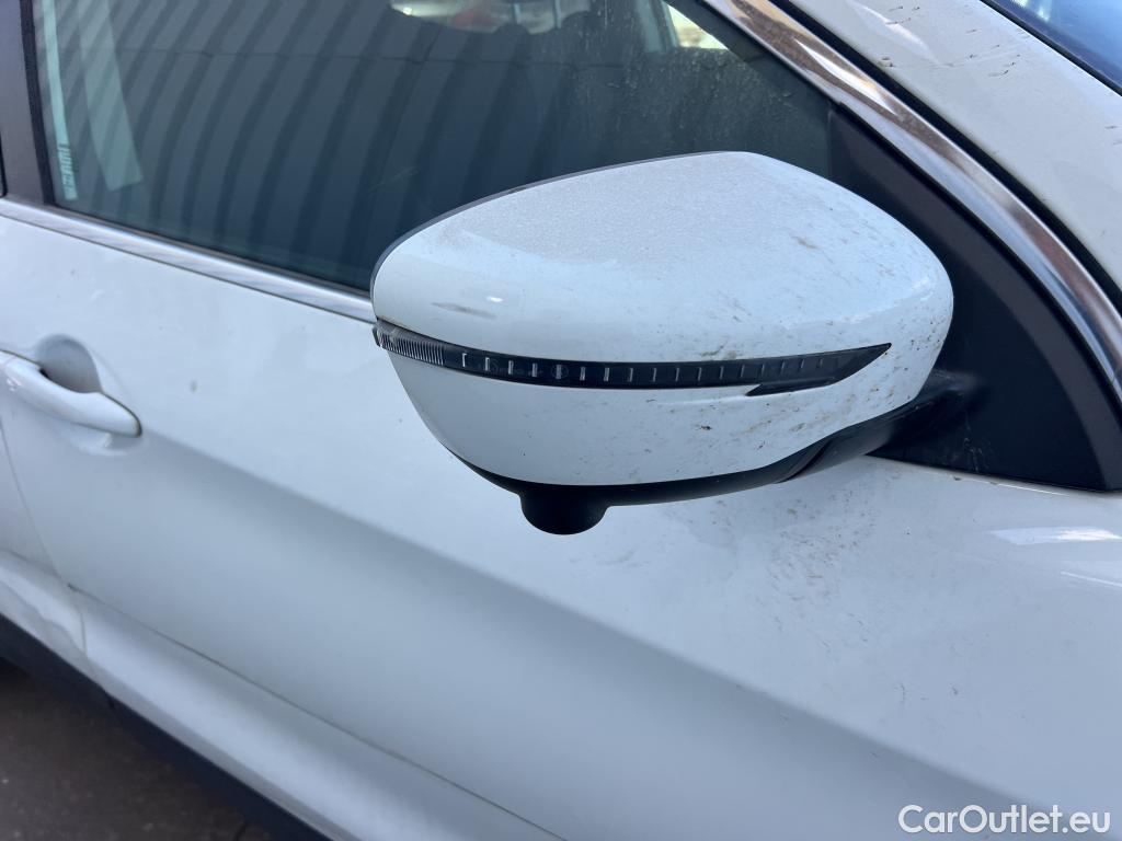  Nissan  Qashqai NISSAN  / 2017 / 5P / todoterreno dCi 150CV (110kW) N-CONNECTA (AC) #54