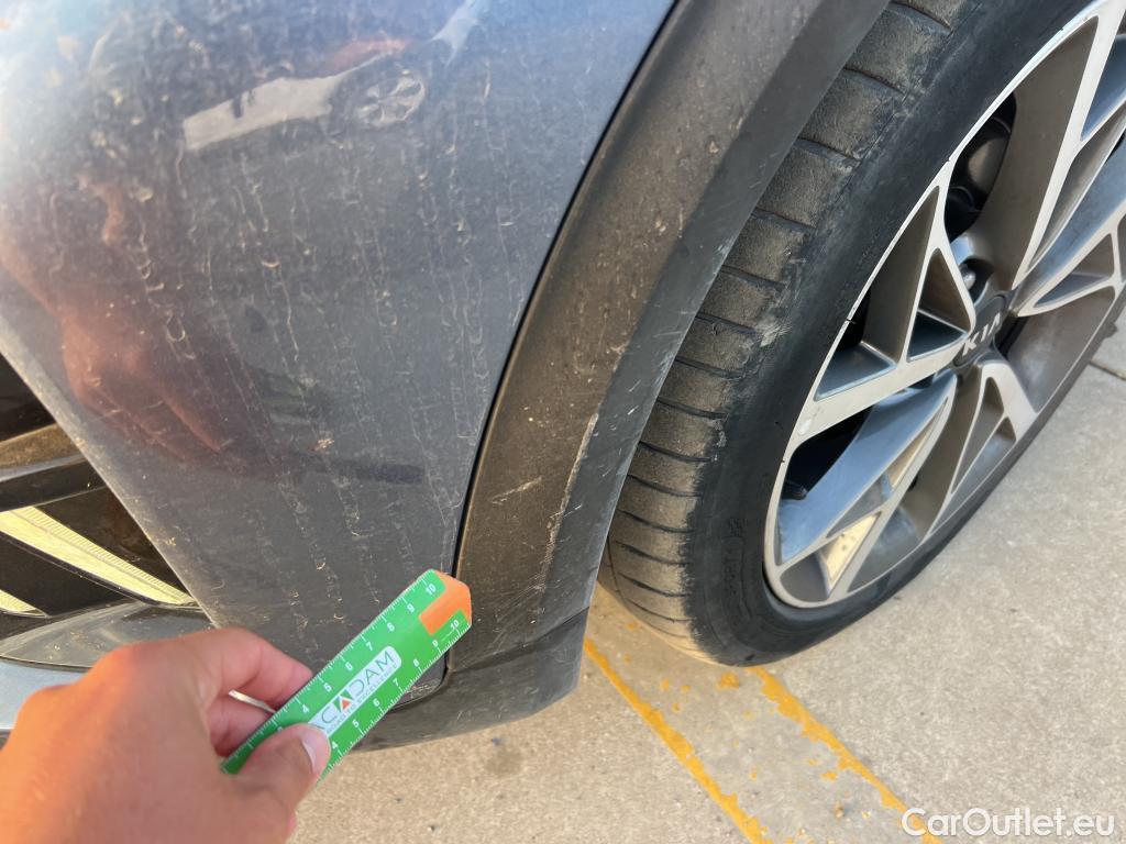  KIA  Niro  Emotion 1.6 AT6 E6d #21