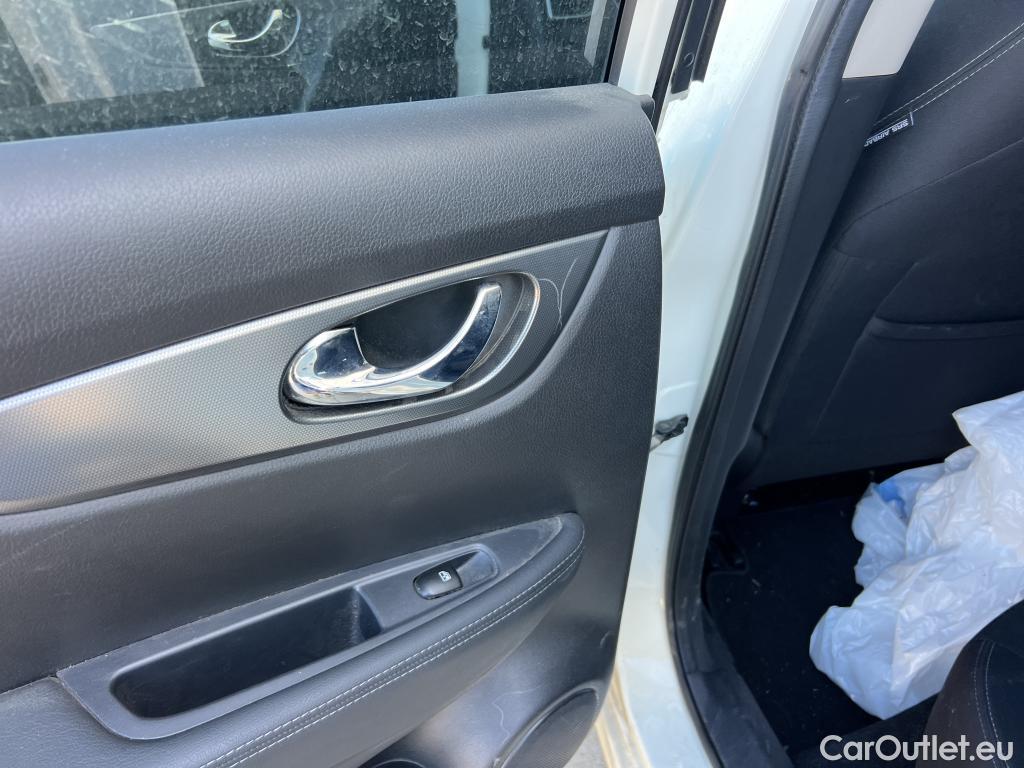  Nissan  Qashqai NISSAN  / 2017 / 5P / todoterreno dCi 150CV (110kW) N-CONNECTA (AC) #40