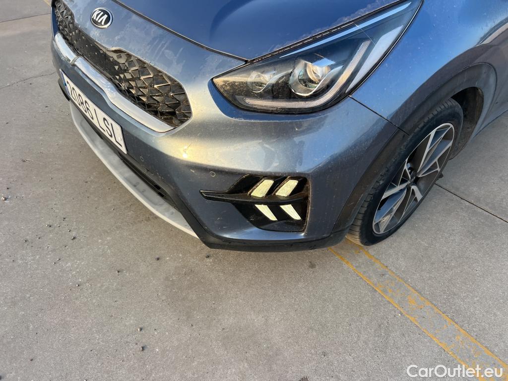  KIA  Niro  Emotion 1.6 AT6 E6d #20