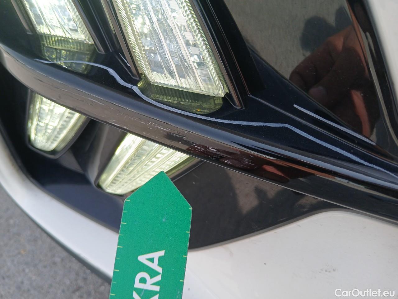  KIA  Niro  Emotion 1.6 AT6 E6d #11
