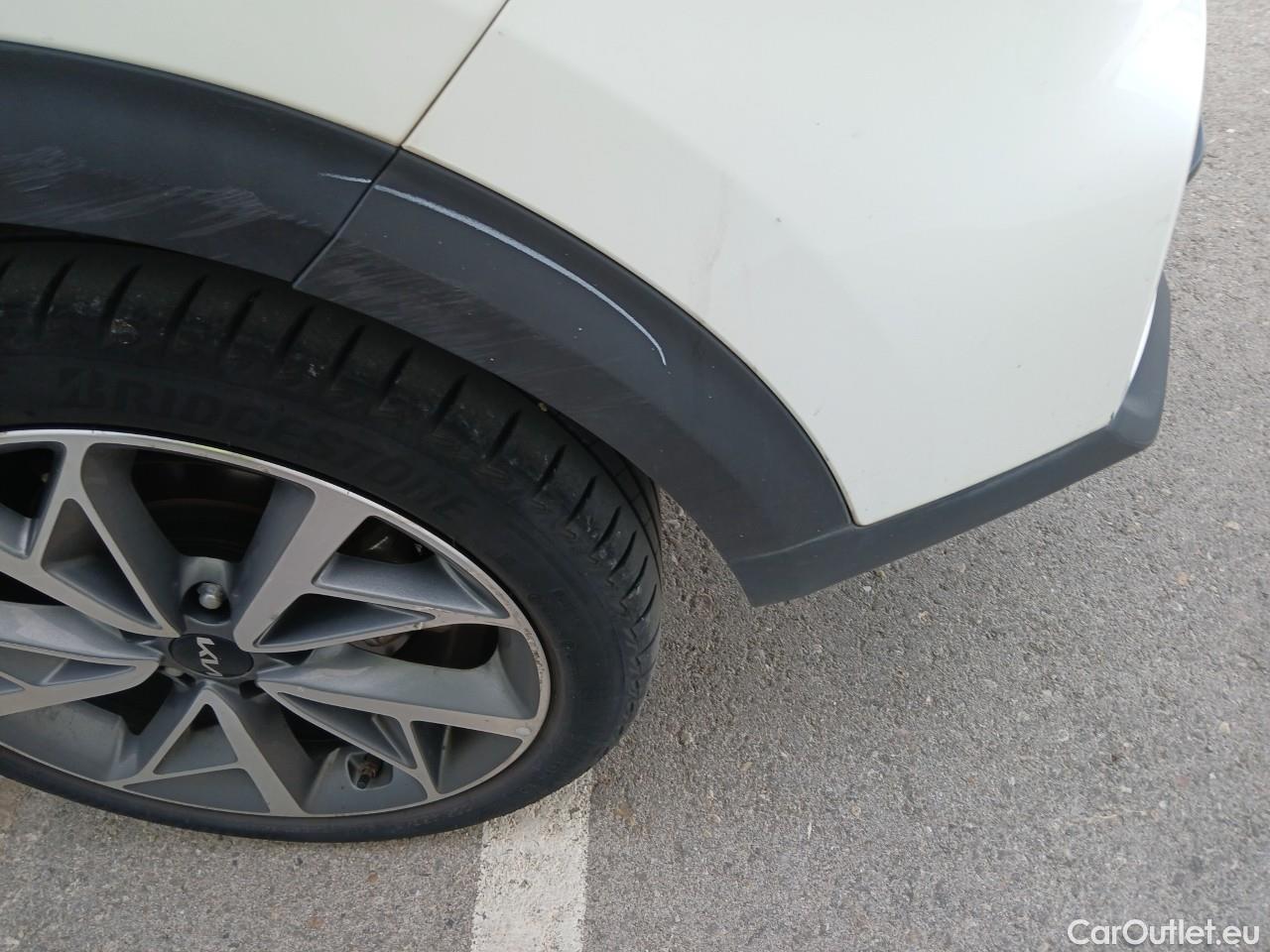  KIA  Niro  Emotion 1.6 AT6 E6d #29