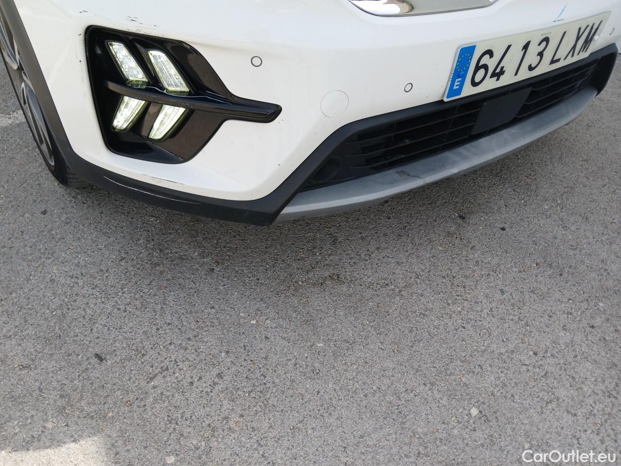  KIA  Niro  Emotion 1.6 AT6 E6d #8