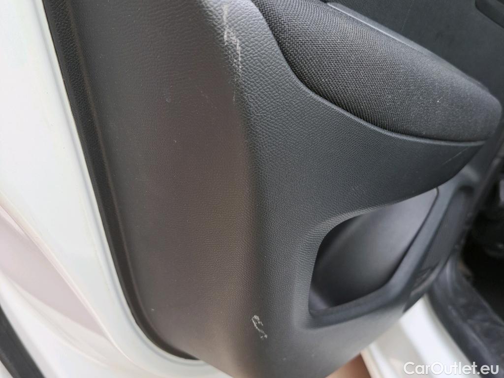  Peugeot  2008  Active 1.2 PureTech 100CV MT6 E6d #22